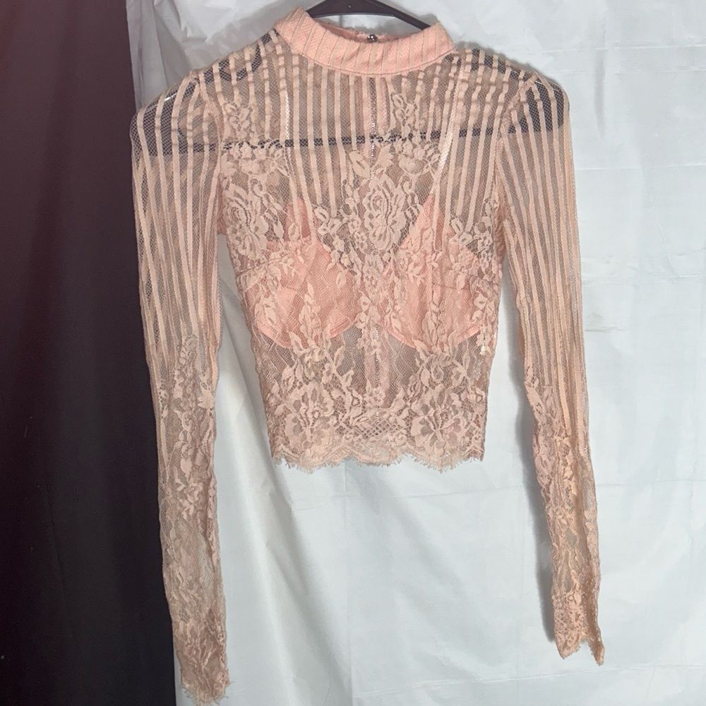 Women's Pink Long Sleeve 100% Nylon Top Sheer with built-in Bra Size XS/S